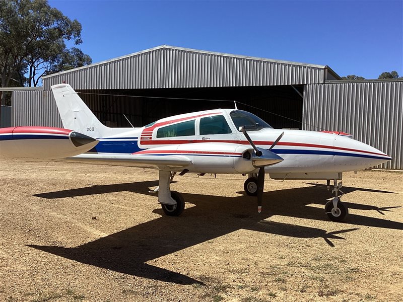 1976 Cessna 310R Aircraft