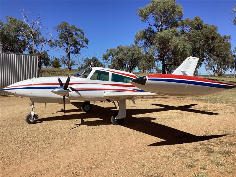 1976 Cessna 310R Aircraft