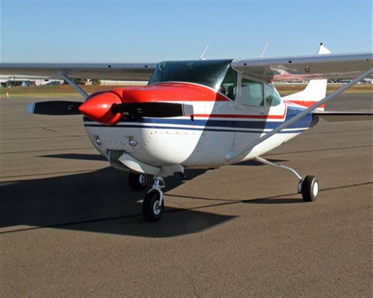 1980 Cessna R182-RG Skylane Aircraft