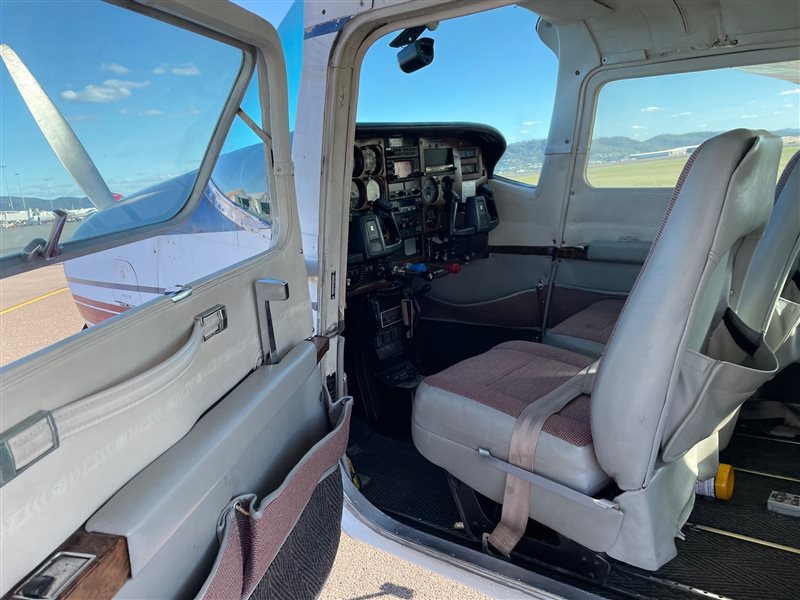 1981 Cessna 210 Aircraft