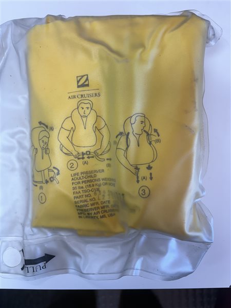 Safety - Zodiac Aerospace Air Cruisers AdultChild Life P