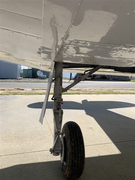 1977 Yakovlev 18T Aircraft
