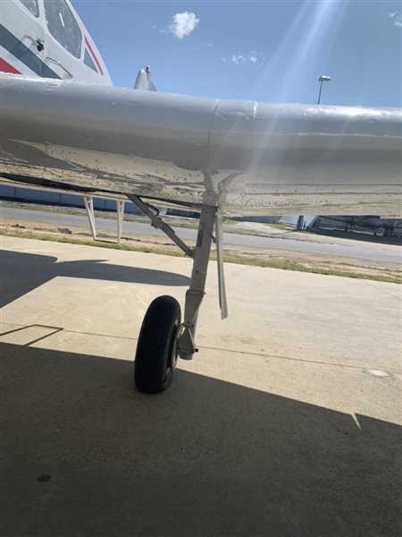 1977 Yakovlev 18T Aircraft