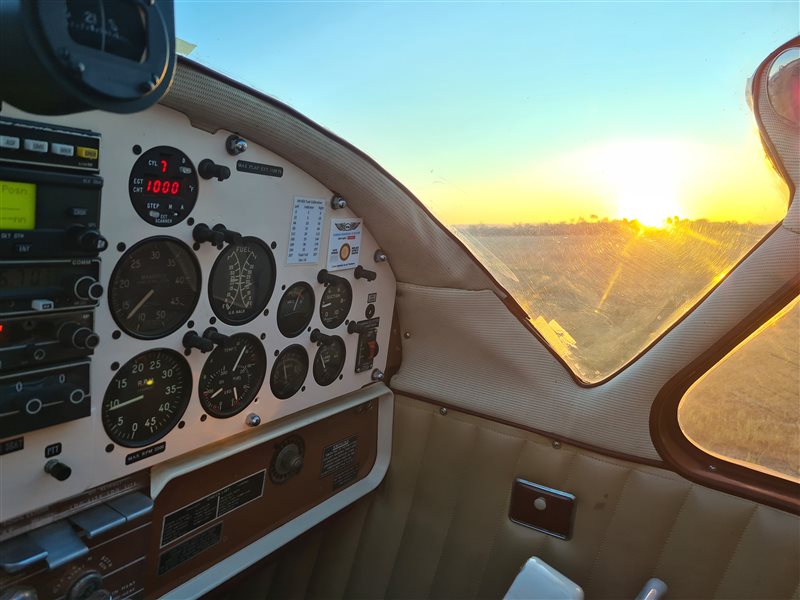 1950 Cessna 195