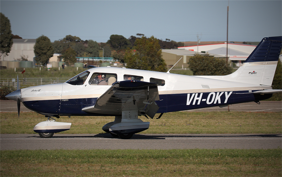 2006 Cessna 182 T - shared ownership in Moorabbin