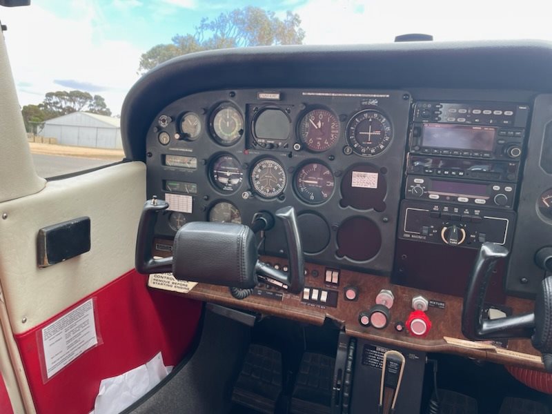 1983 Cessna 172P