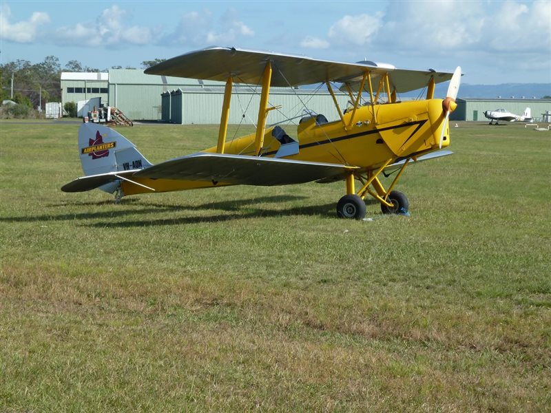 1941 De Havilland DH82A Tiger Moth Aircraft