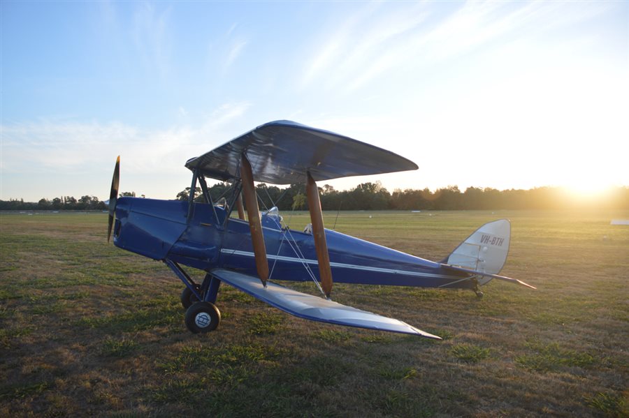 1942 De Havilland Tiger Moth Aircraft