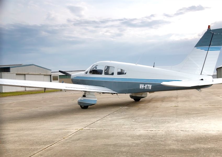 1981 Piper Saratoga SP P32R-301Archer II PA28-181