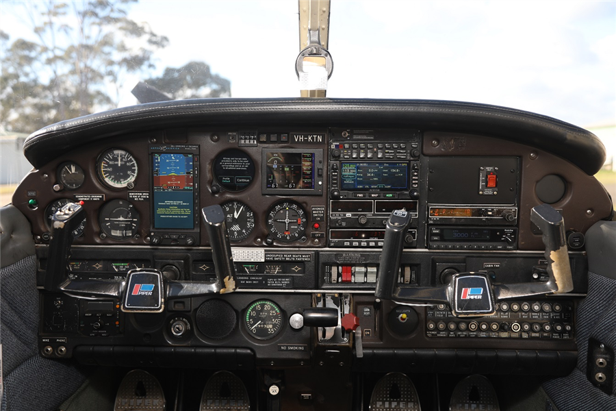 1981 Piper Saratoga SP P32R-301Archer II PA28-181