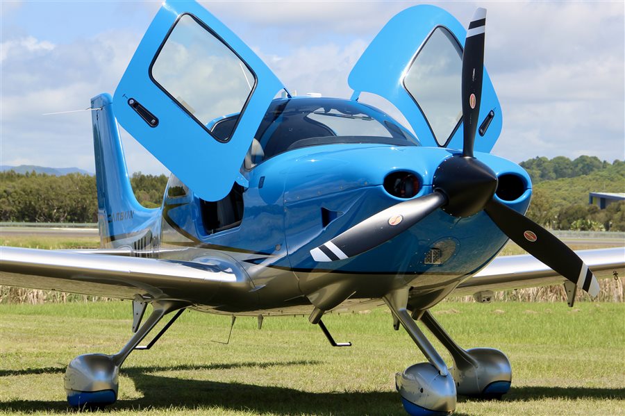 2023 Cirrus SR22 G6 GTS