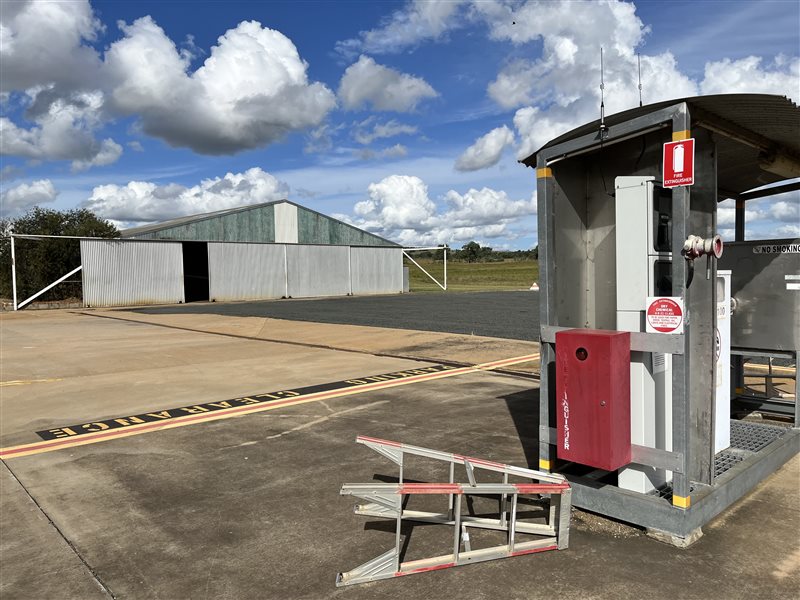 Hangars - Hangar 