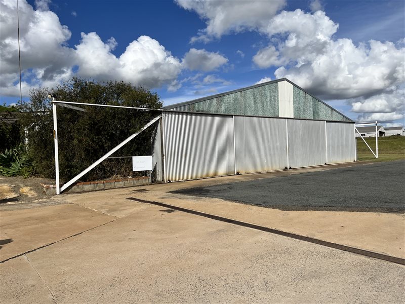 Hangars - Hangar 