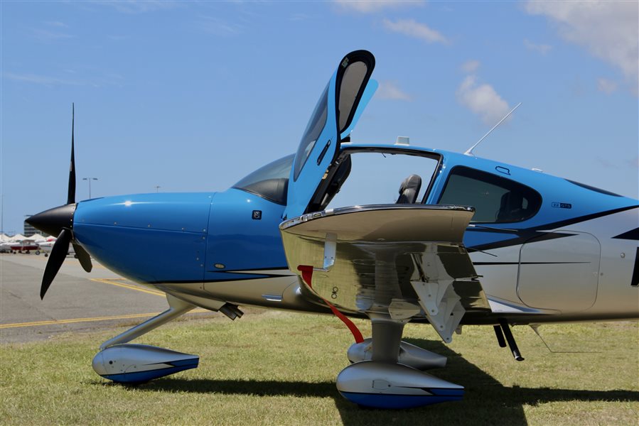 2023 Cirrus SR22 G6 GTS