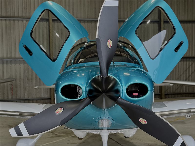2022 Cirrus SR22 T GTS