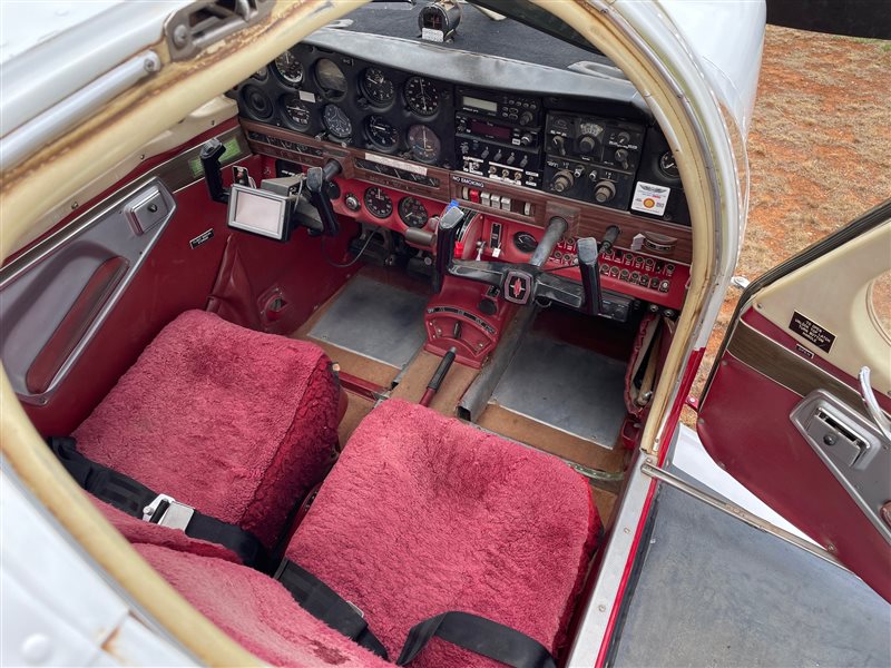 1968 Piper PA28-235 Pathfinder Aircraft