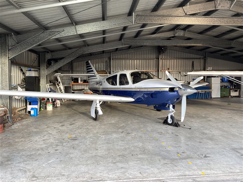1975 Rockwell Commander 112 Aircraft