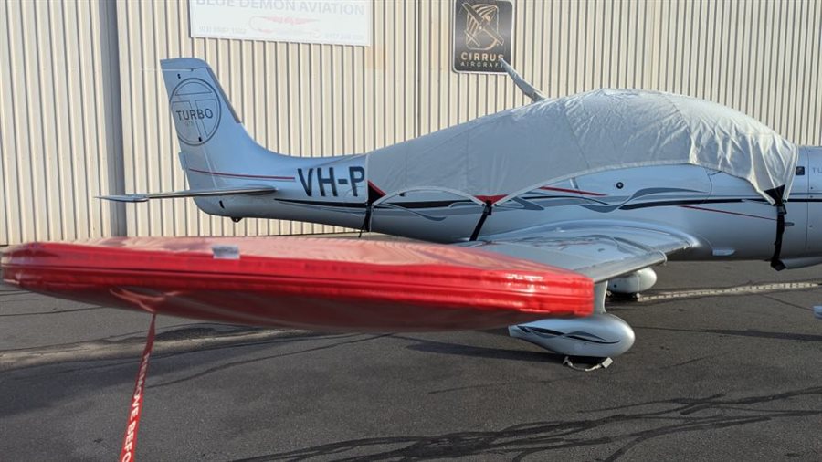 2003 Cirrus SR22 TN