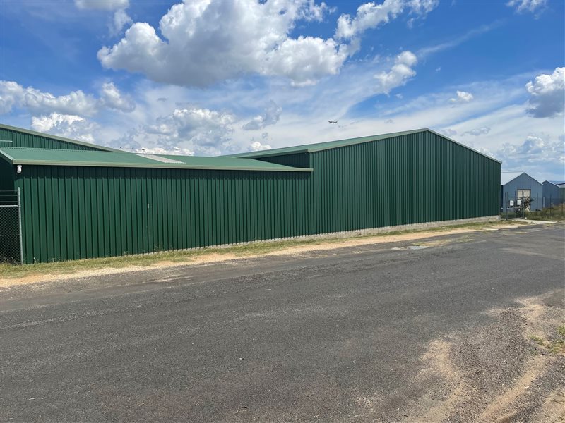 Hangars - Part
