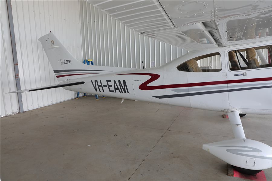 2001 Cessna 182 182T