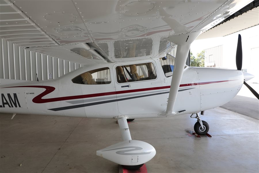 2001 Cessna 182 182T