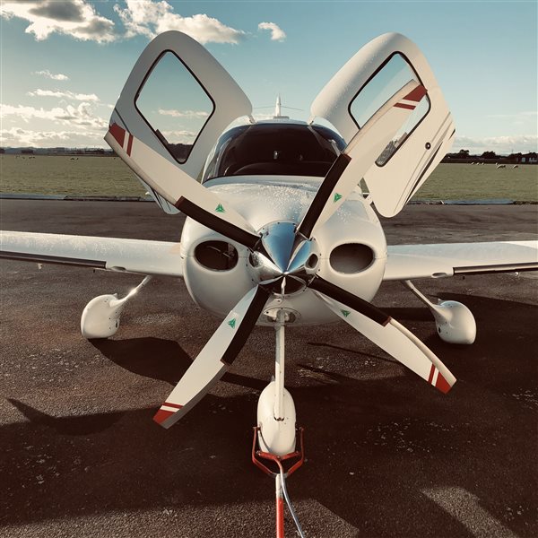 2005 Cirrus SR22 Aircraft