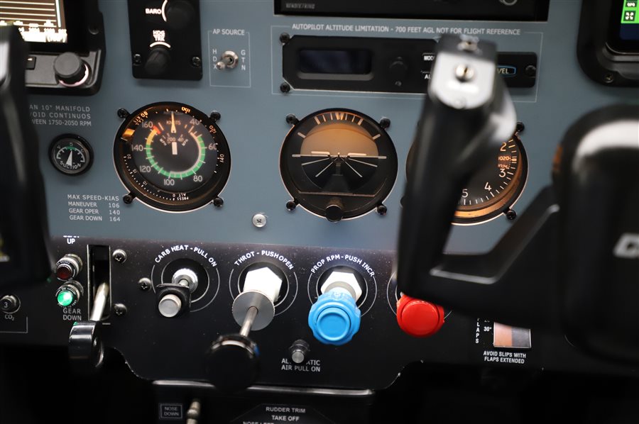 1980 Cessna 172RG Cutlass Aircraft