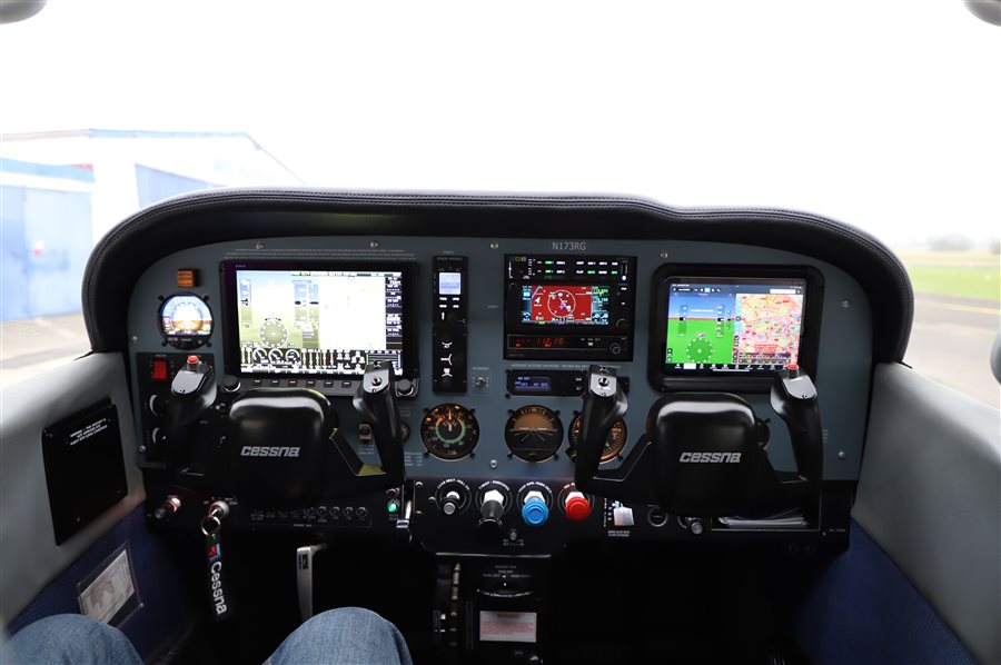 1980 Cessna 172RG Cutlass Aircraft