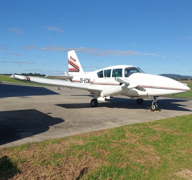 1981 Piper Aztec F PA23-250 Aircraft