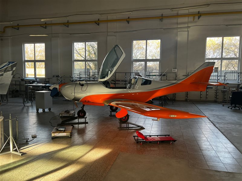 2020 JMB Aircraft VL3 912is 