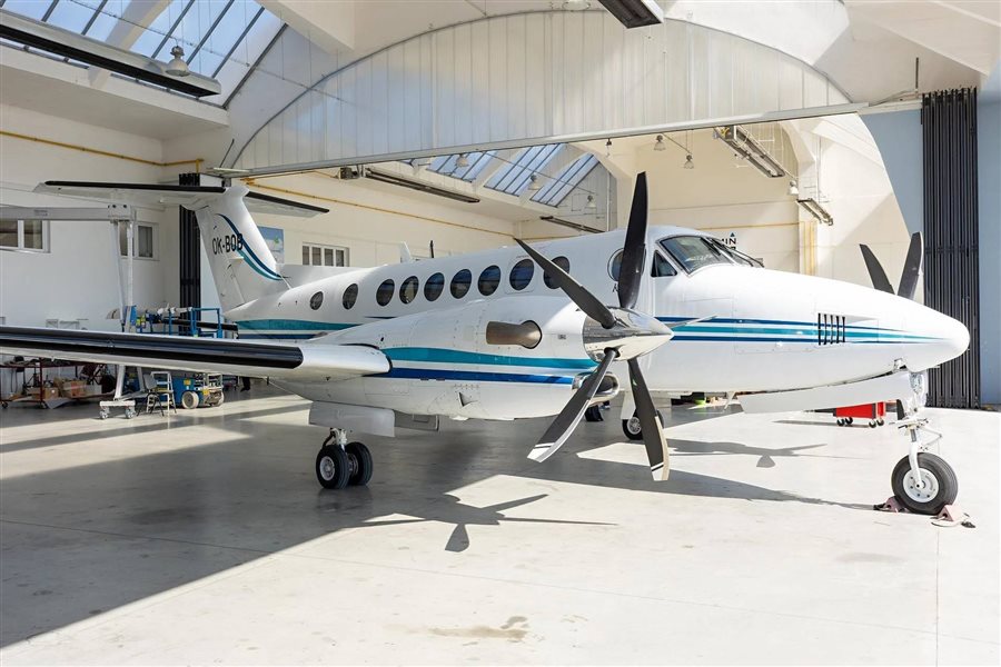 2001 Beechcraft King Air 350 Aircraft