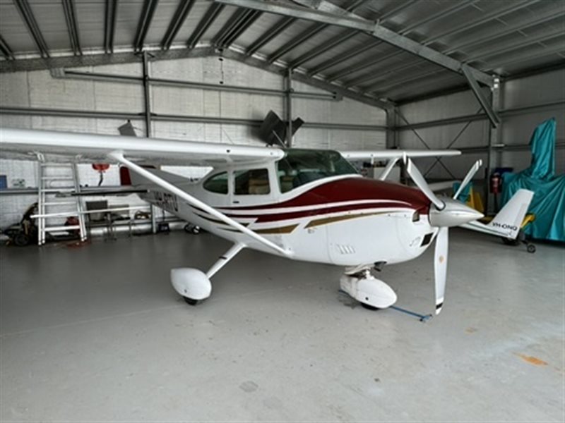 1980 Cessna 182 Skylane Aircraft