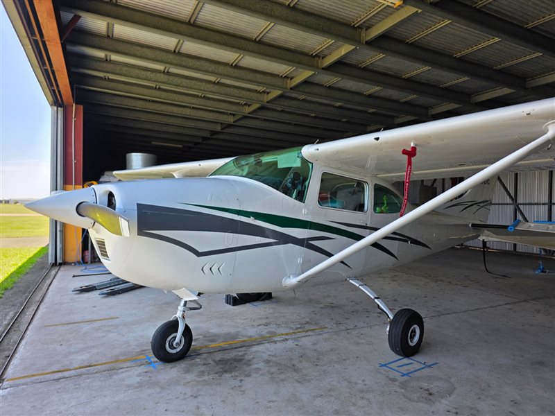 1969 Cessna 182 Aircraft