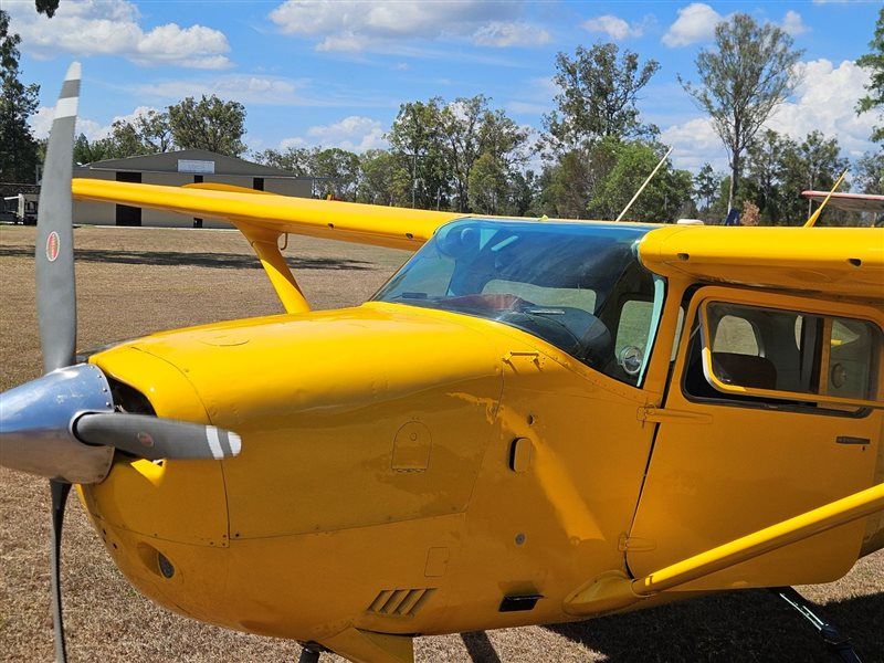 1976 Cessna 206 Stationair F