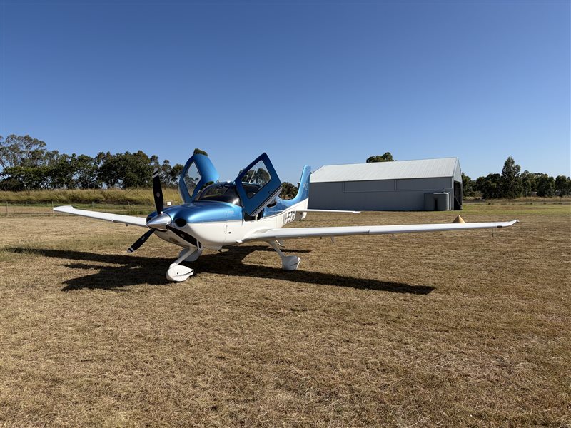 2014 Cirrus SR22 Aircraft