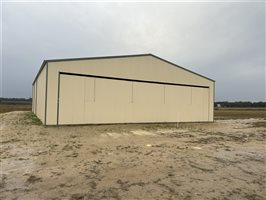 Hangars - hangar to rent