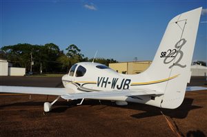 2004 Cirrus SR22 G2