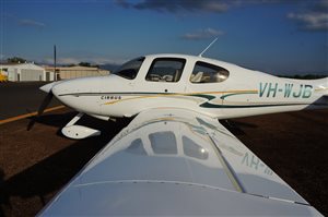 2004 Cirrus SR22 G2