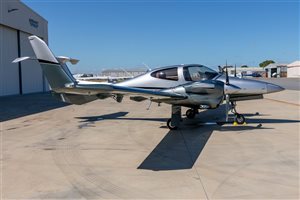2022 Diamond DA42 V1