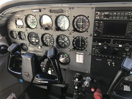 2000 Cessna 172 R
