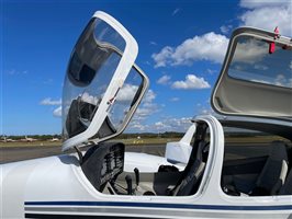 2015 Diamond DA42 V1