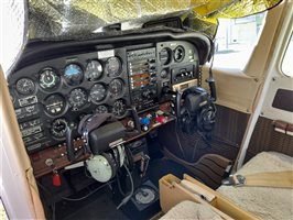 1981 Cessna 172RG Cutlass Aircraft