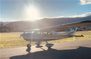 1960 Cessna 182 Skylane Aircraft