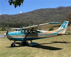 1960 Cessna 182 Skylane Aircraft