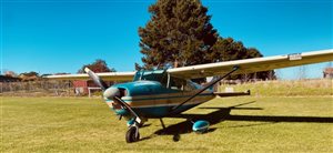 1960 Cessna 182 Skylane Aircraft