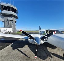 1999 Piper Seneca V Aircraft