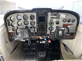 1974 Cessna 210 210L