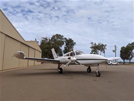 1976 Cessna 310 R