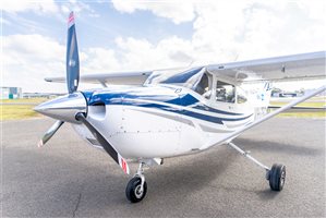 2005 Cessna 182 T