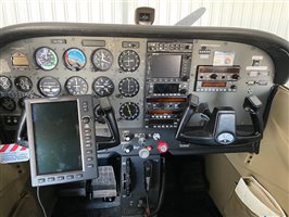 2004 Cessna 172 S